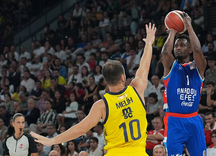 Anadolu Efes, 37. Erkekler Cumhurbaşkanlığı Kupası'nı kazandı