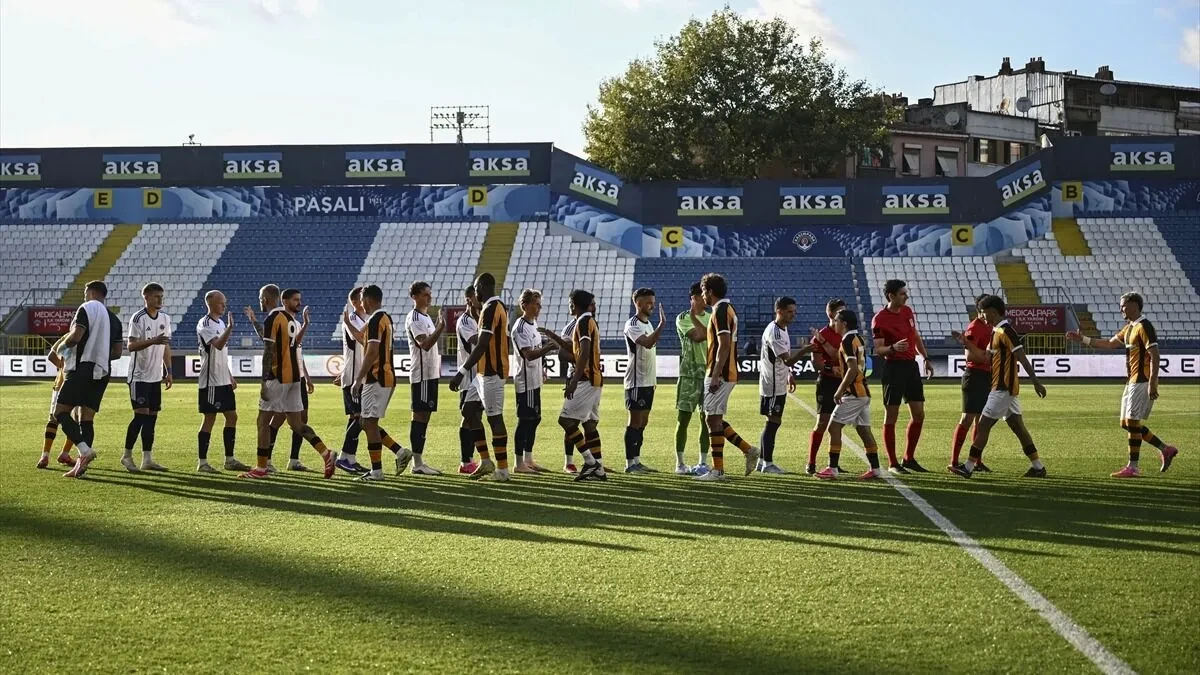 Kasımpaşa, hazırlık maçında Hull City'le 1-1 berabere kaldı
