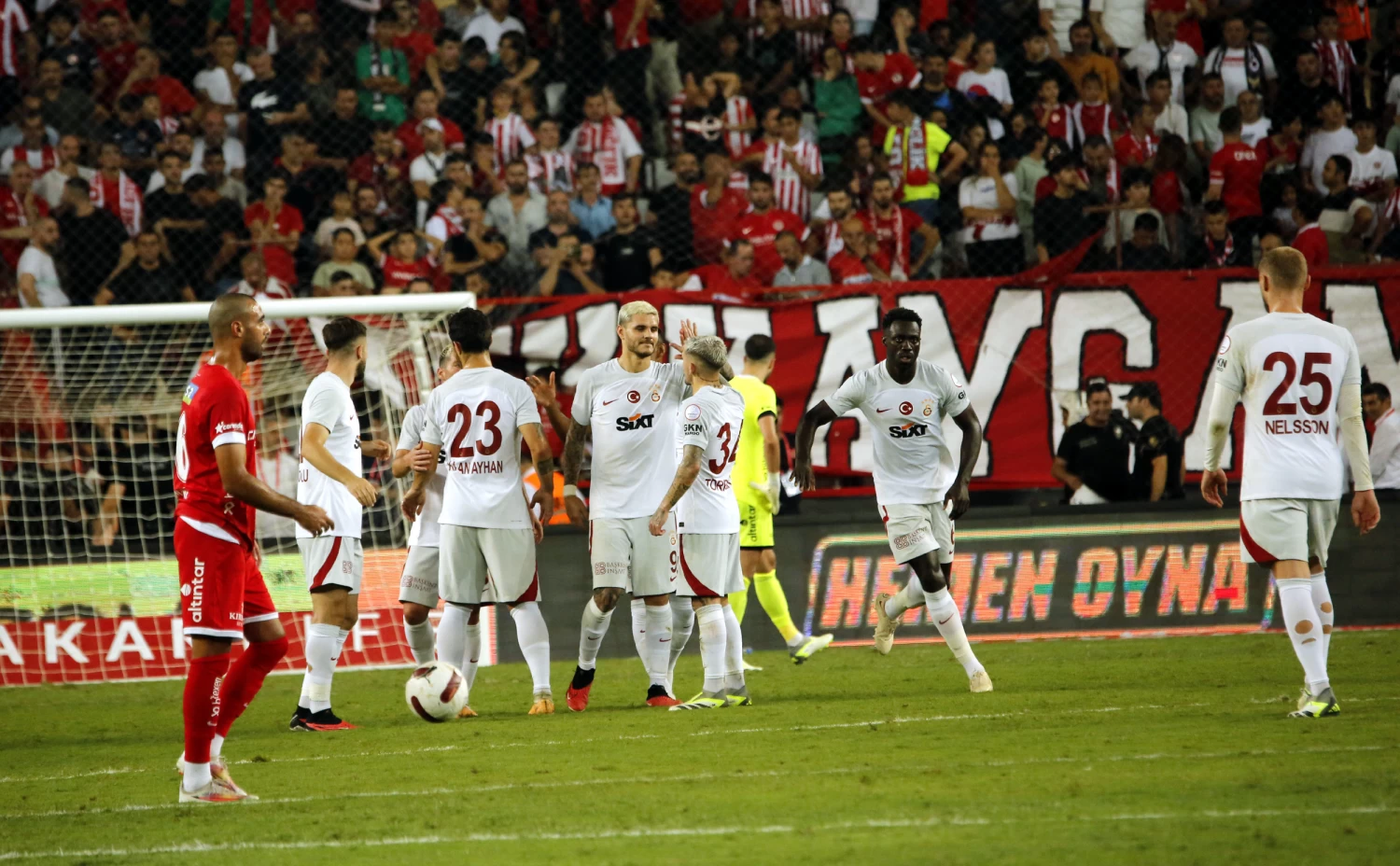 Antalyaspor - Galatasaray: 0-2