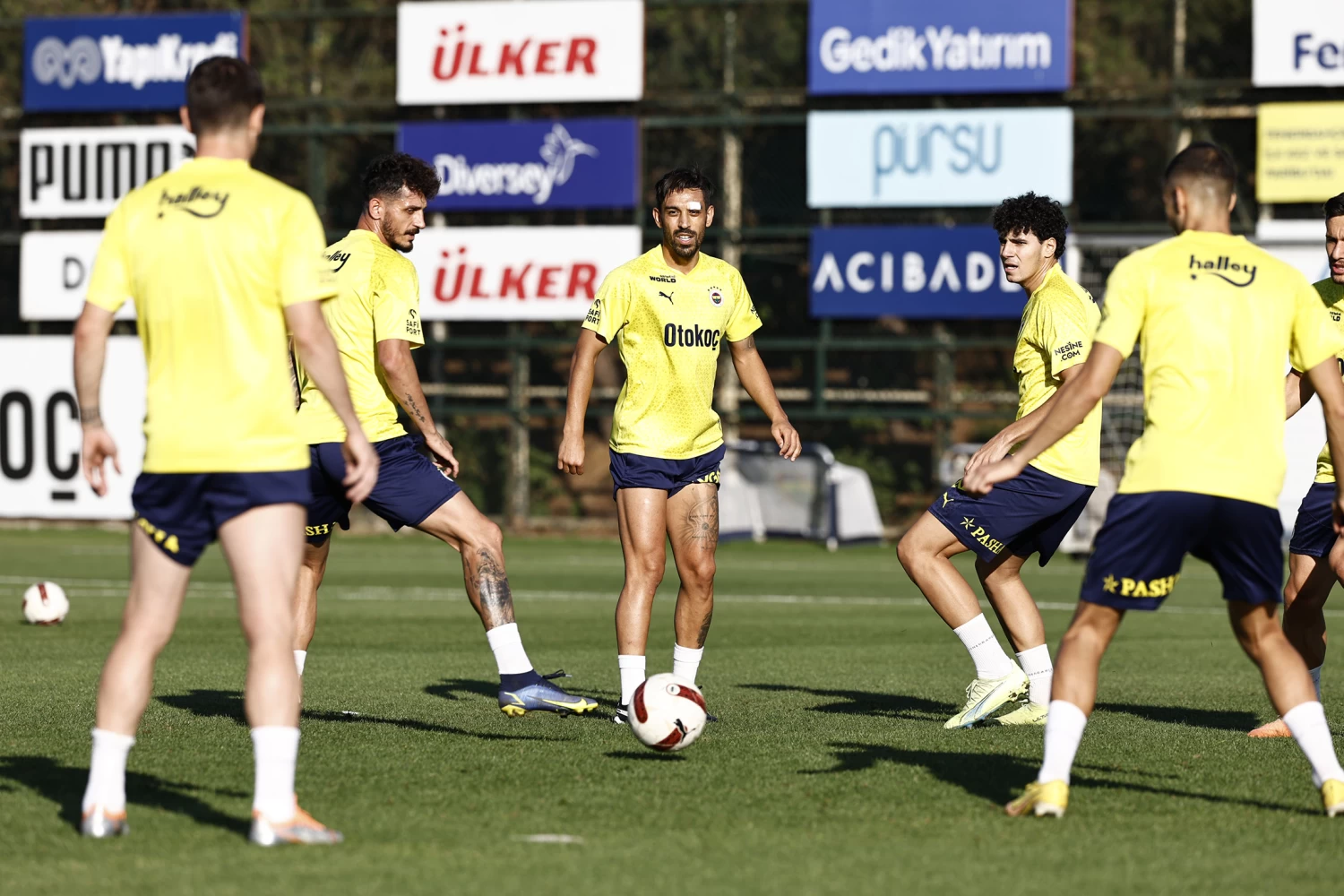 Fenerbahçe, Antalyaspor maçının hazırlıklarını tamamladı