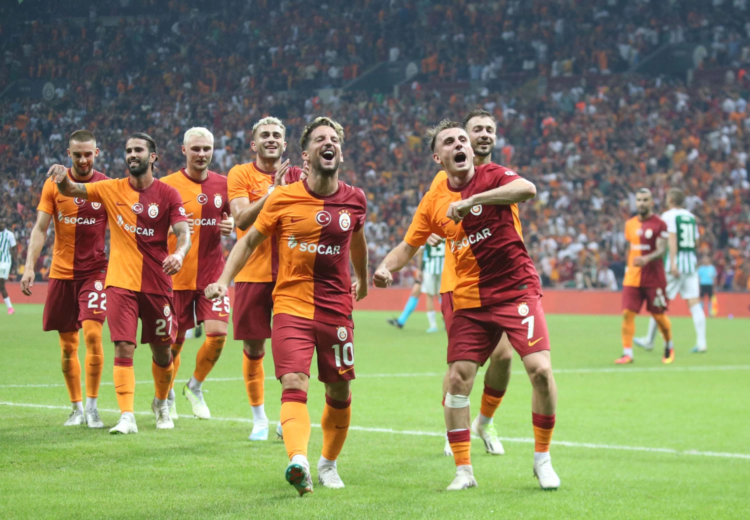 Galatasaray, NK Olimpija Ljubljana maçının kadrosunu UEFA'ya bildirdi