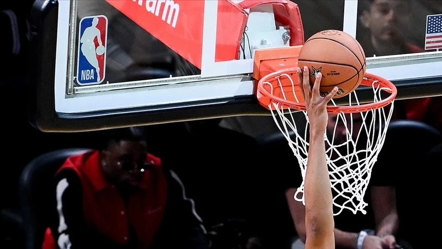 NBA play-in'de Warriors, Butler ve Curry'nin üstün performansıyla Grizzlies'i yendi