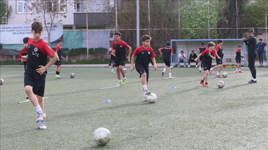 Gaziantep FK Başkanı Memik Yılmaz'dan "U21 takımı" önerisi