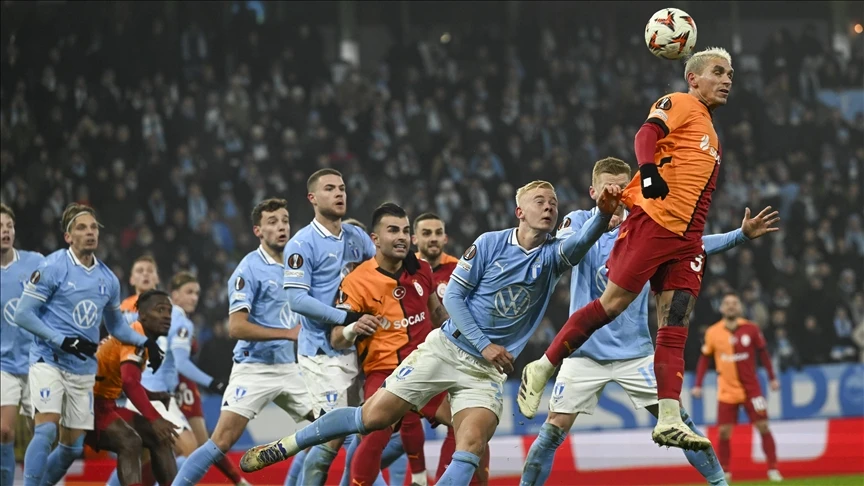 Galatasaray, UEFA Avrupa Ligi'nde play-off'u garantiledi