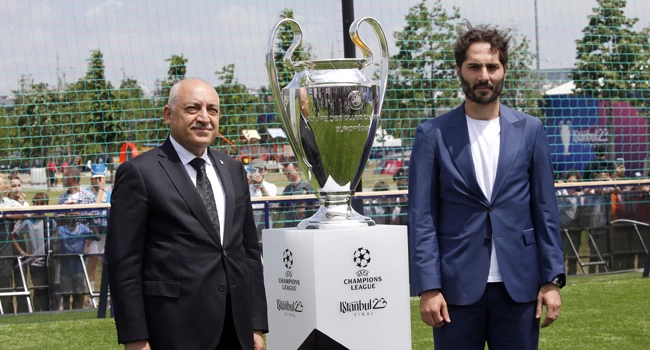 UEFA Şampiyonlar Festivali'nin açılışı yapıldı