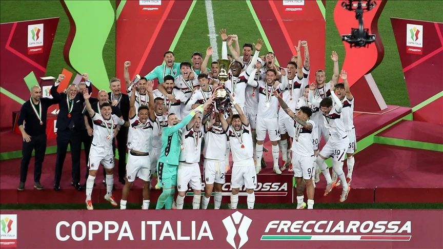 İtalya Kupası'nı Bologna kazandı
