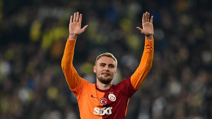 Galatasaray, savunma oyuncusu Victor Nelsson'u Roma'ya kiraladı