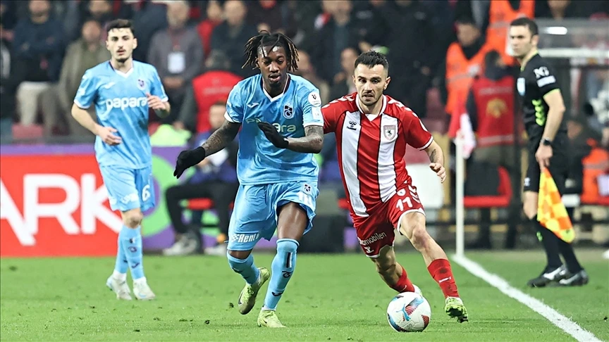 Samsunspor, Süper Lig'de yarın Trabzonspor'a konuk olacak